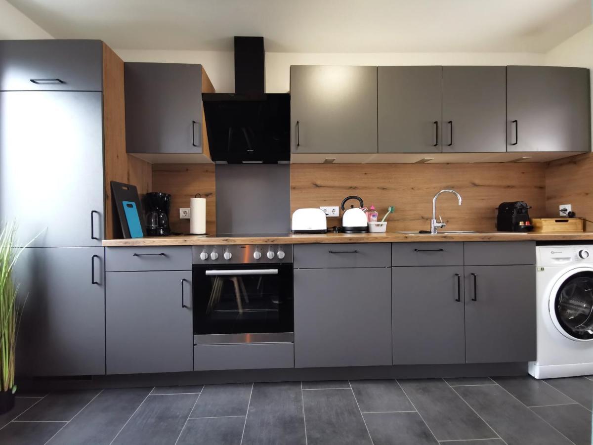 Bohnapartments Suedpark - Naehe Steigerwaldstadion - Gratis Parkplatz - Wlan - Vollausstattung Érfurt Exterior foto