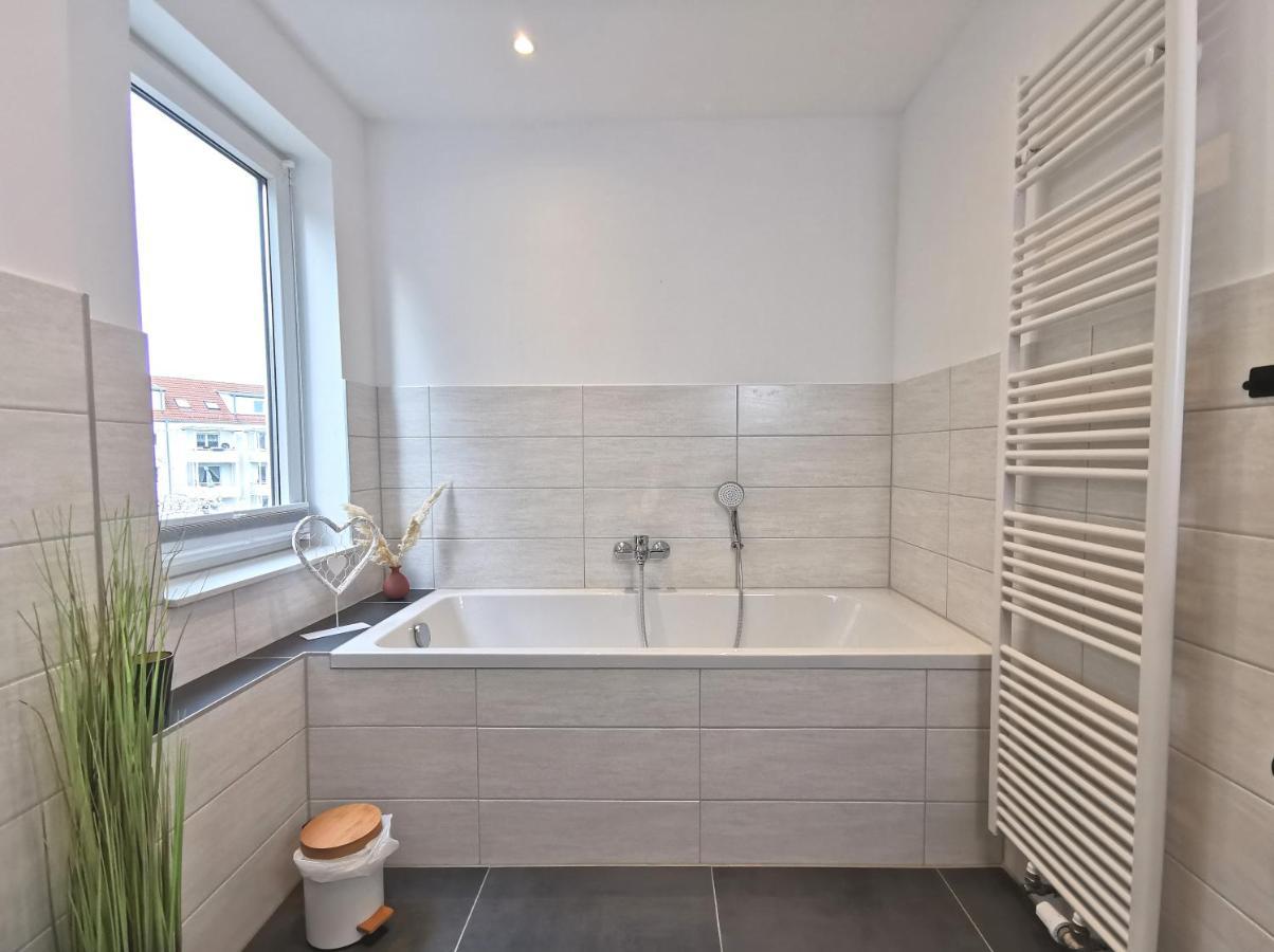 Bohnapartments Suedpark - Naehe Steigerwaldstadion - Gratis Parkplatz - Wlan - Vollausstattung Érfurt Exterior foto